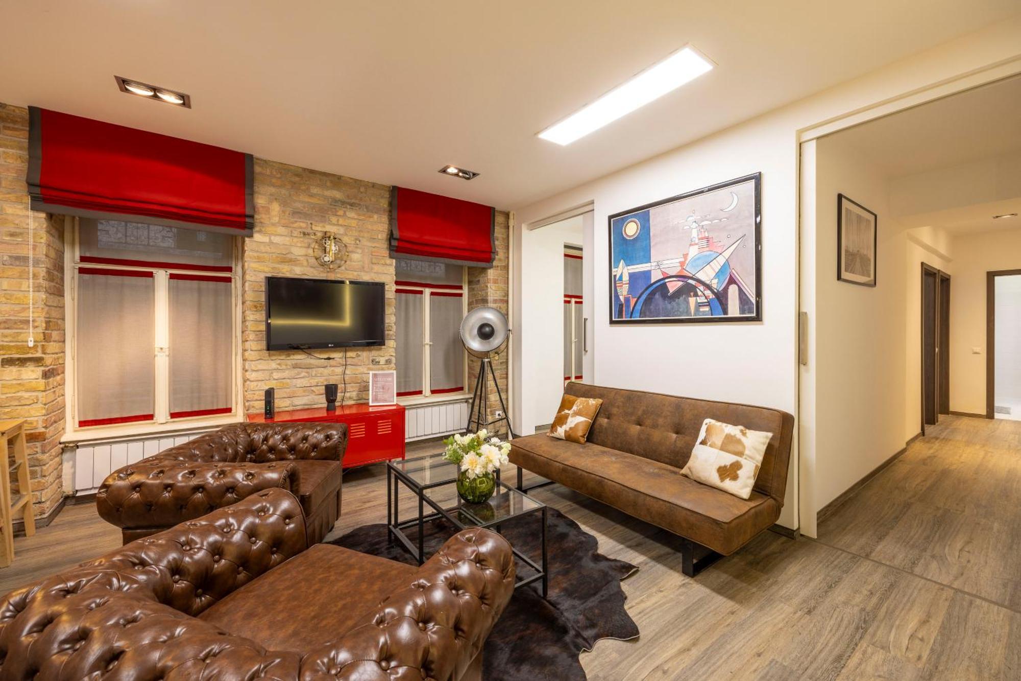 Deluxe Central Elizabeth Residence W/ 4Bedrm, 2Bathrm, 1Lvngrm Budapest Exterior photo